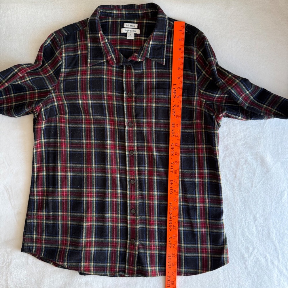 LL Bean Men's Flannel Button Down Shirt Large Slightly Fitted Scotch Plaid Cabin - Picture 8 of 11